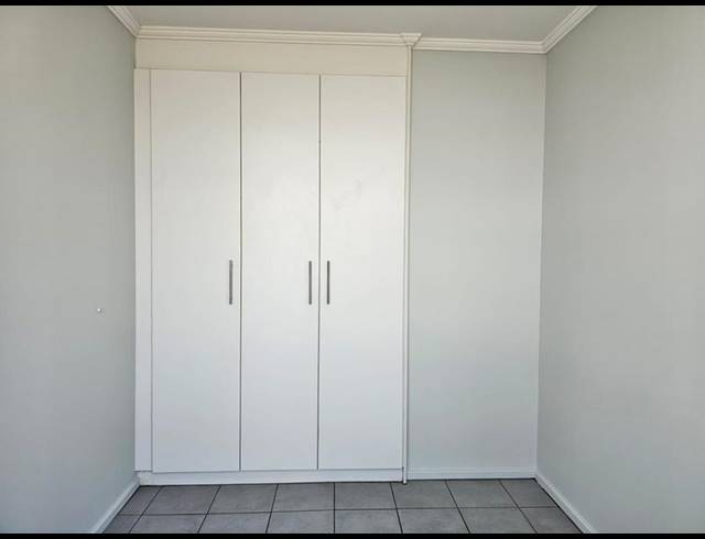 2 BEDROOM PROPERTY TO RENT IN FLORIDA